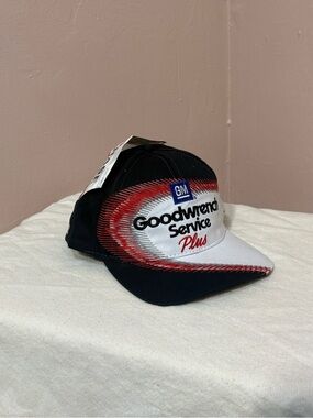 NASCAR Chase Authentics GM Goodwrench Service Plus cap with red/white diagonal s